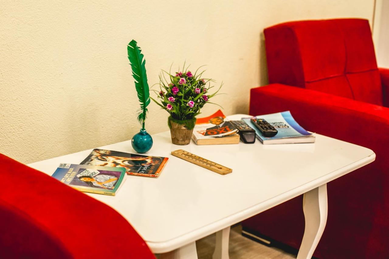 Sherlock Holmes Hostel Baku Kültér fotó